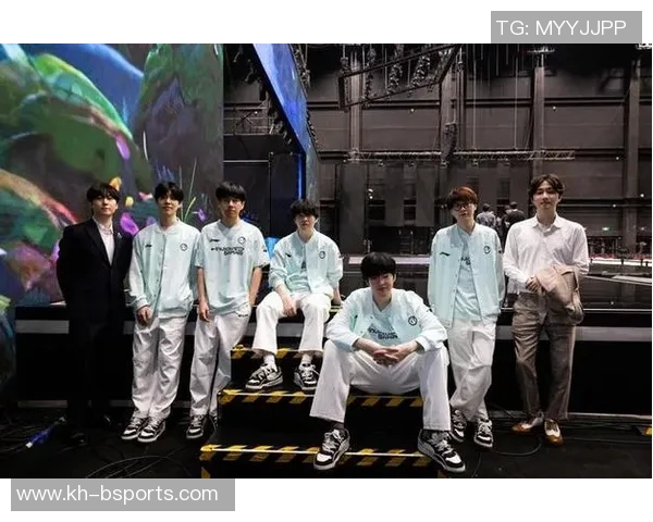 实时新闻深入解析IG战队进攻体系的战术布局与执行策略